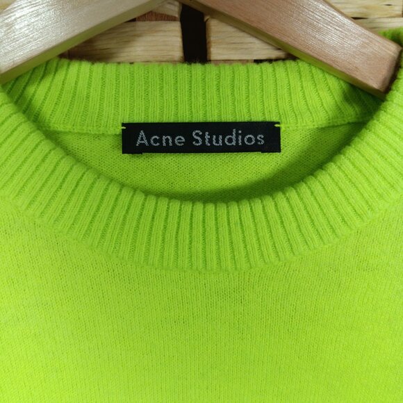 Acne Studios Rakel Angora Sweater in Acid Lime Neon Green Wool - Picture 7 of 8